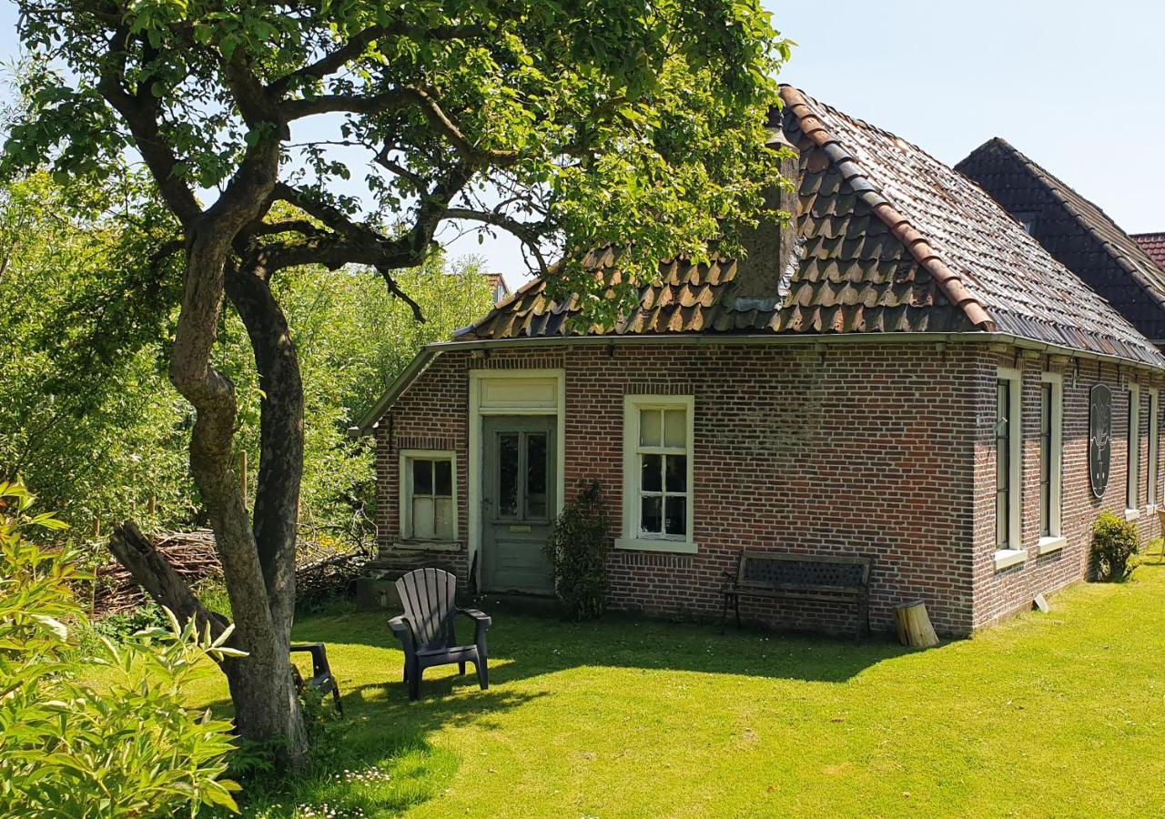 Fakansjehus Sfeervol Met Fijne Tuin Jirnsum Exterior photo